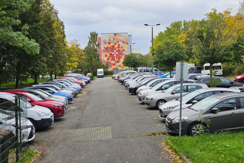 Unter anderem wurde in einem Wohngebiet in Grünau ein Auto geklaut.