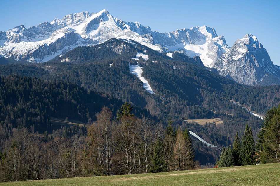 Am Jubiläumsgrat bei der Zugspitze kam es zu dem tödlichen Unglück. (Archivbild)