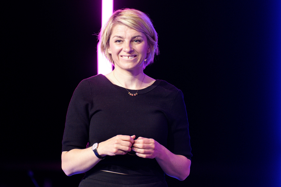 Moderatorin Sabine Heinrich (44) ist bald mit ihrer neuen Show "Das große Deutschland-Quiz - Das Spiel für unser Land" im ZDF zu sehen.