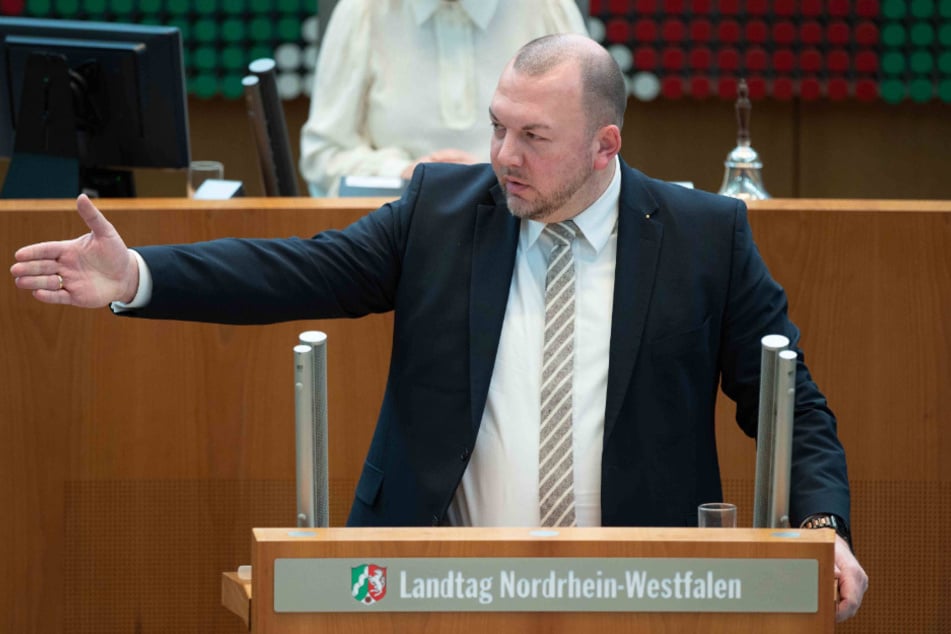 Für Klaus Esser (43) wird die Luft in der AfD aktuell richtig dünn.