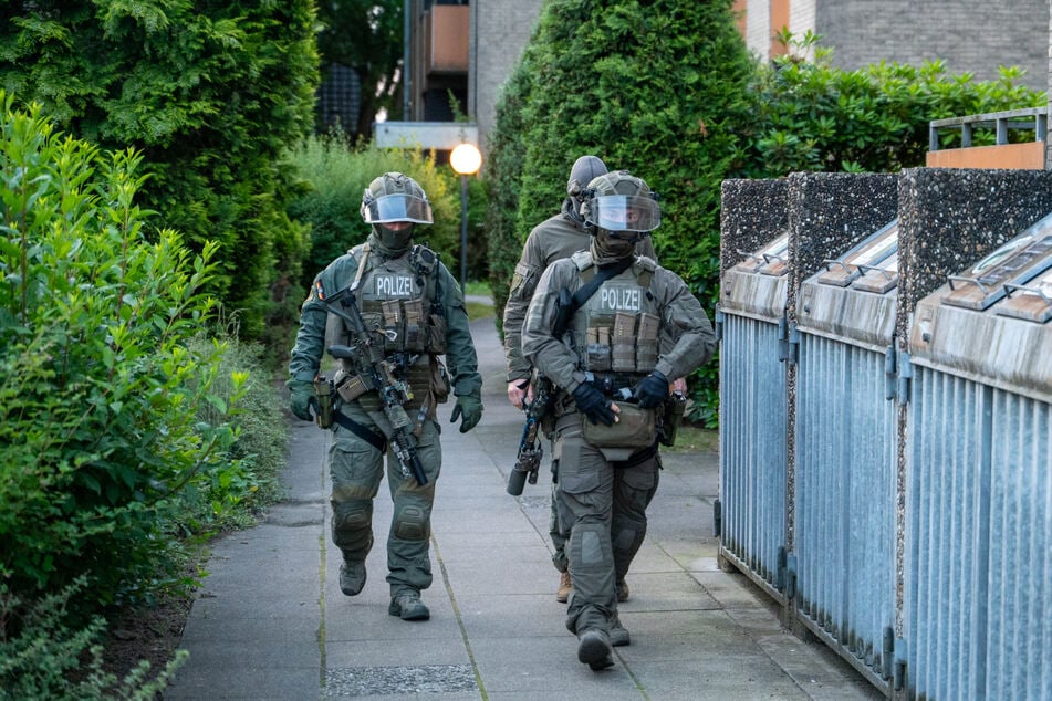 Am Dienstag hat an verschiedenen Orten in Deutschland eine Großrazzia mit Einsatzkräften des Zolls stattgefunden.