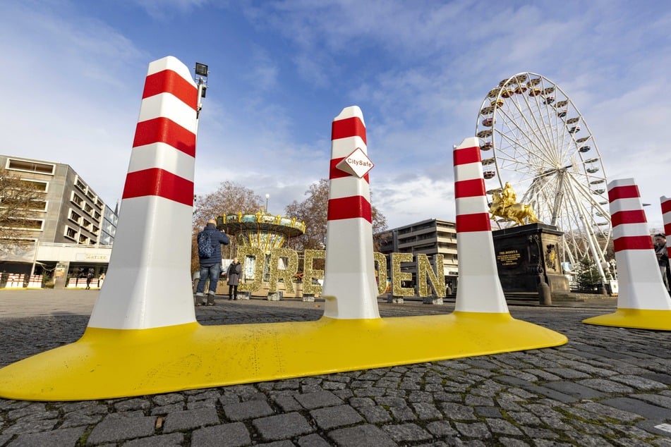 Solche Zufahrtssperren sollen Dresdner vor Angriffen schützen, doch Anschaffung und Logistik sind teuer.