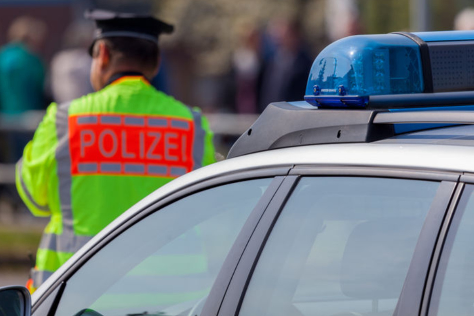 Die Polizei kontrollierte in Pirna einen Opel. (Symbolbild)