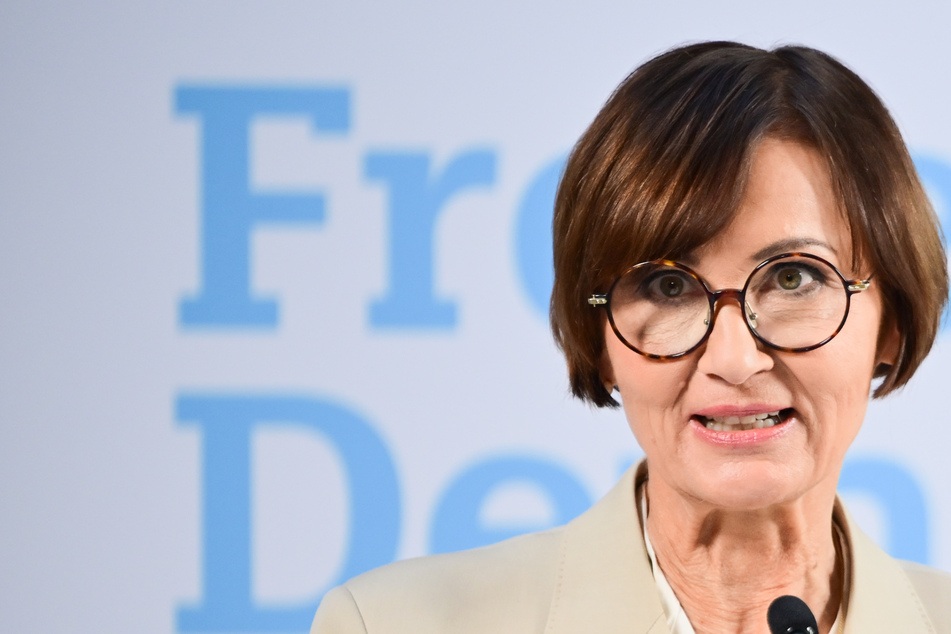 Bundestag: Hessischer Staatsgerichtshof weist FDP-Klage gegen Milliardenpaket ab