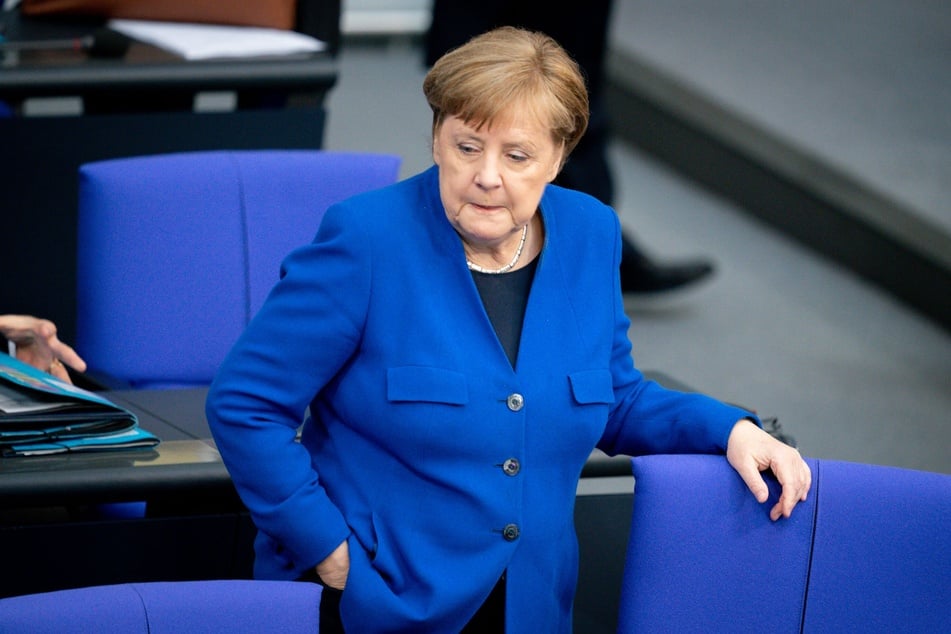 Bundeskanzlerin Angela Merkel (CDU) nimmt an der Regierungsbefragung im Bundestag teil.