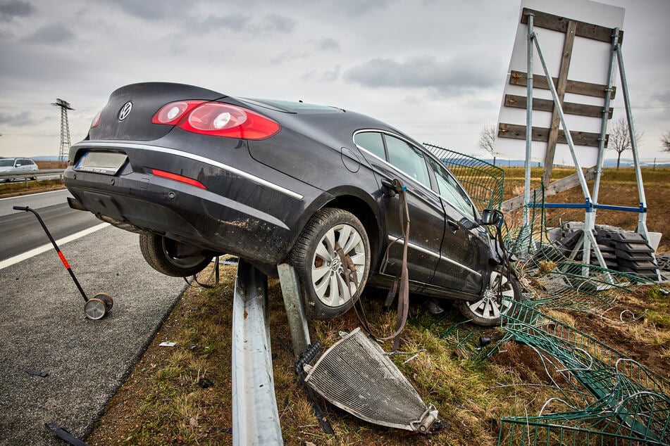 Verkehrs-Apps warnen zuverlässig und zeitnah, wenn es irgendwo einen Unfall gab. (Symbolfoto)