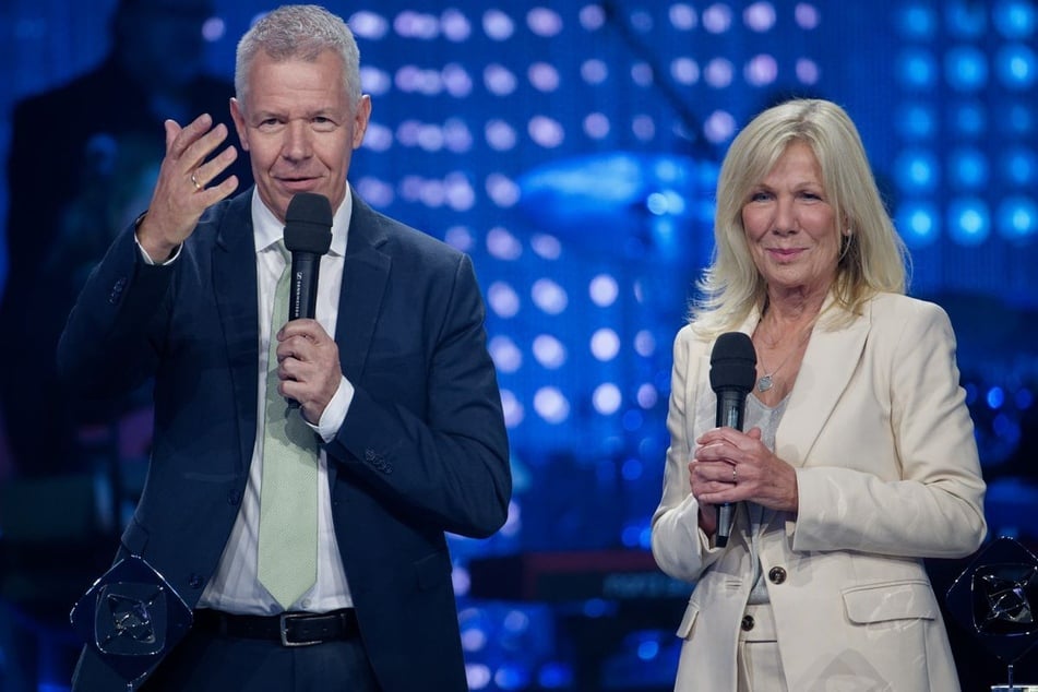 Bei der Grimme-Preis-Verleihung im April standen Ulrike von der Groeben (68) und Peter Kloeppel noch einmal gemeinsam im Rampenlicht.