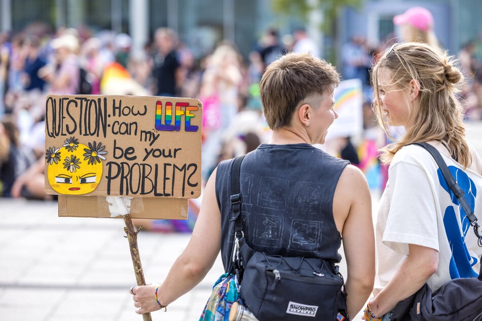 Am Samstag findet die große CSD-Demo in Leipzig statt. (Symbolbild)