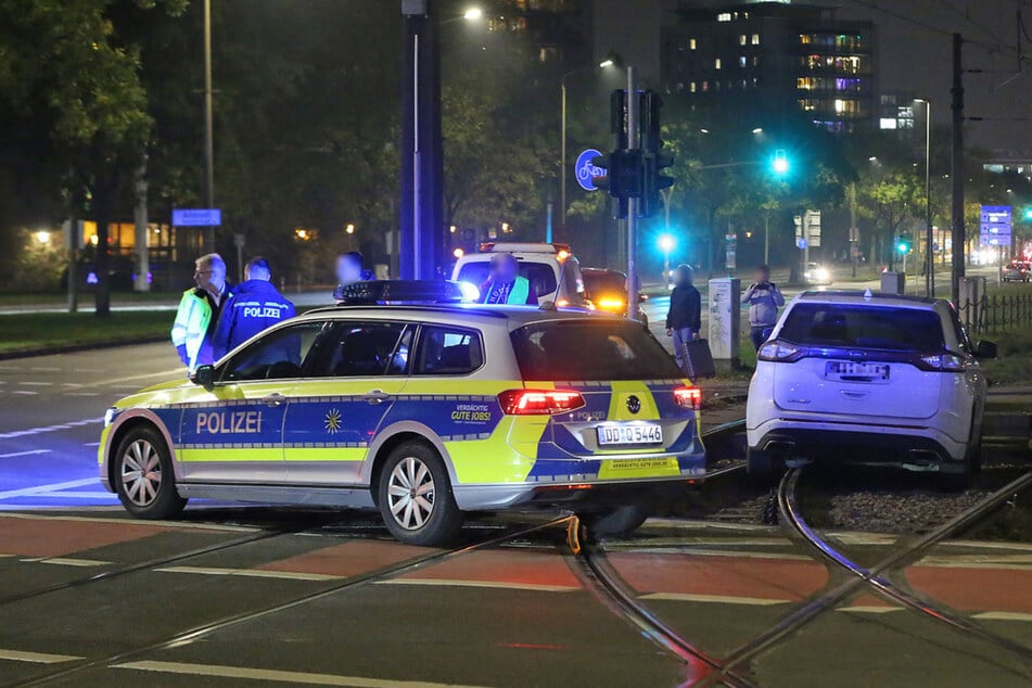 Gleiche Stelle, selber Ort: Am Georgplatz kam schon wieder ein Auto vom rechten Weg ab.