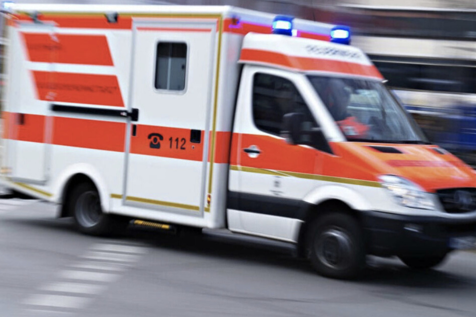 Autofahrerin erfasst 83-Jährige, diese wird schwer verletzt