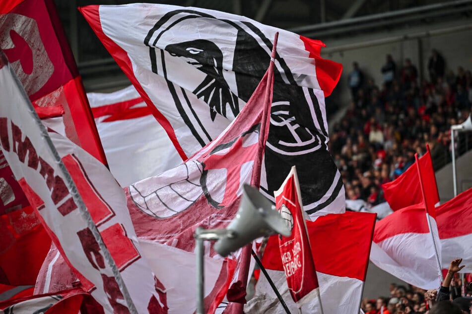 Nicht nur die Dynamo-Fans entern am Samstag die Hauptstadt, auch aus Freiburg werden Schlachtenbummler erwartet.