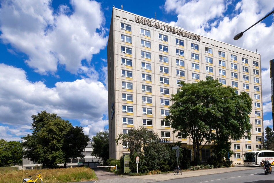 Dresden: Hotel am Terrassenufer: Sanierung statt Abriss