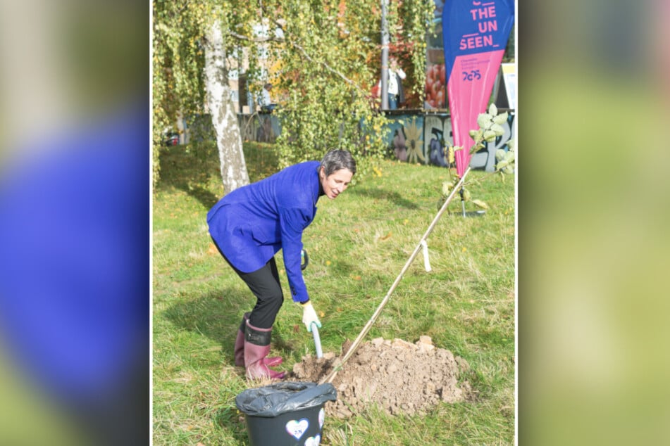 Julia Naunin (50) ist überzeugt von der Idee der gelebten Nachbarschaft.