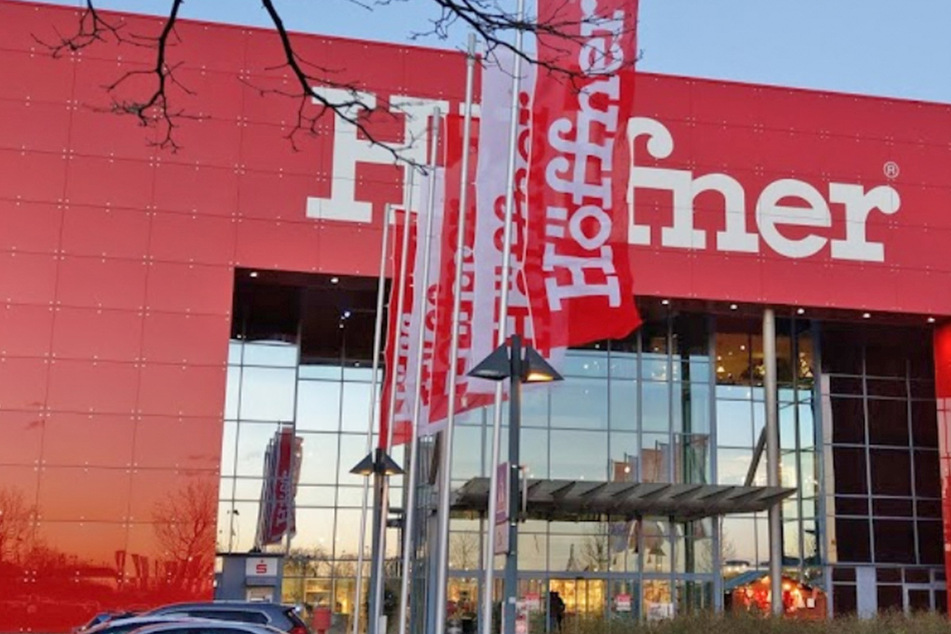 Höffner in BerlinSchönefeld wird zum CoronaTestzentrum für alle