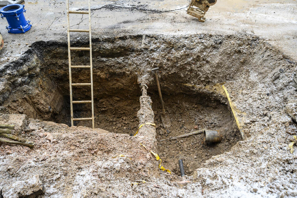 Im Frühjahr gab es einen Wasserrohrbruch auf der Theaterstraße.