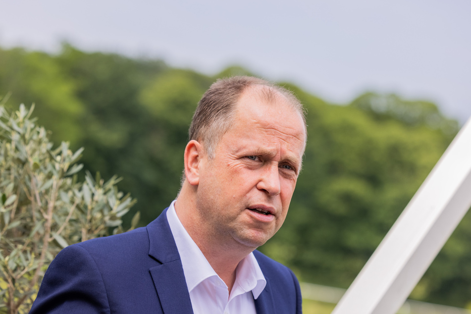 Joachim Stamp (51, FDP) ist Minister für Kinder, Familie, Flüchtlinge und Integration des Landes Nordrhein-Westfalen.