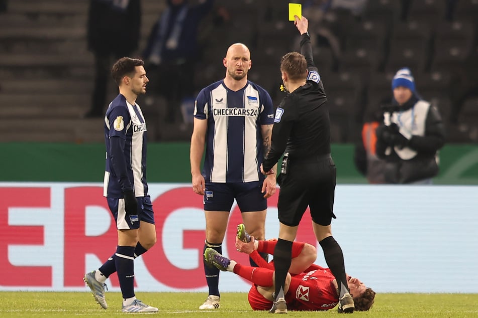 Auch für Toni Leistner (35, M) ist nach drei Jahren Schluss bei Hertha, soll dem Verein nach der Karriere aber erhalten bleiben.