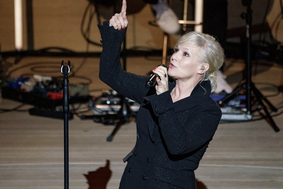 Ina Müller (60) meldet sich mit einem neuen Album zurück.