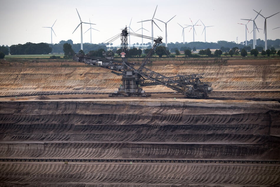 Ein Braunkohle-Bagger am Tagebau Garzweiler.