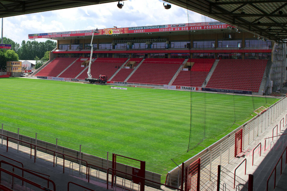 Trotz Hygienekonzept und ersten Test-Versuchen werden die Ränge im Stadion an der Alten Försterei und generell bei Sport- und Kulturveranstaltungen in Berlin weiterhin leer bleiben.