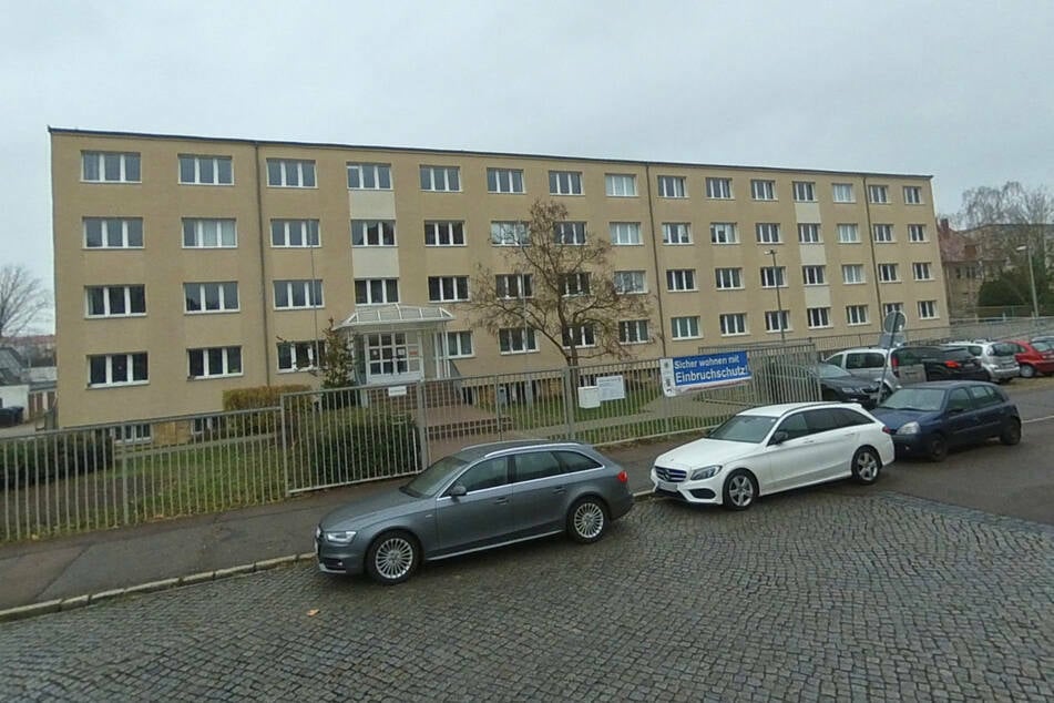 Vor diesem Jugendamt in Halle (Saale) attackierte der Mann seine Ehefrau im Oktober 2019.