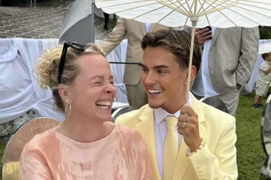 Der Internet-Star und seine Mutter Christina Kampmann sind ein Herz und eine Seele.