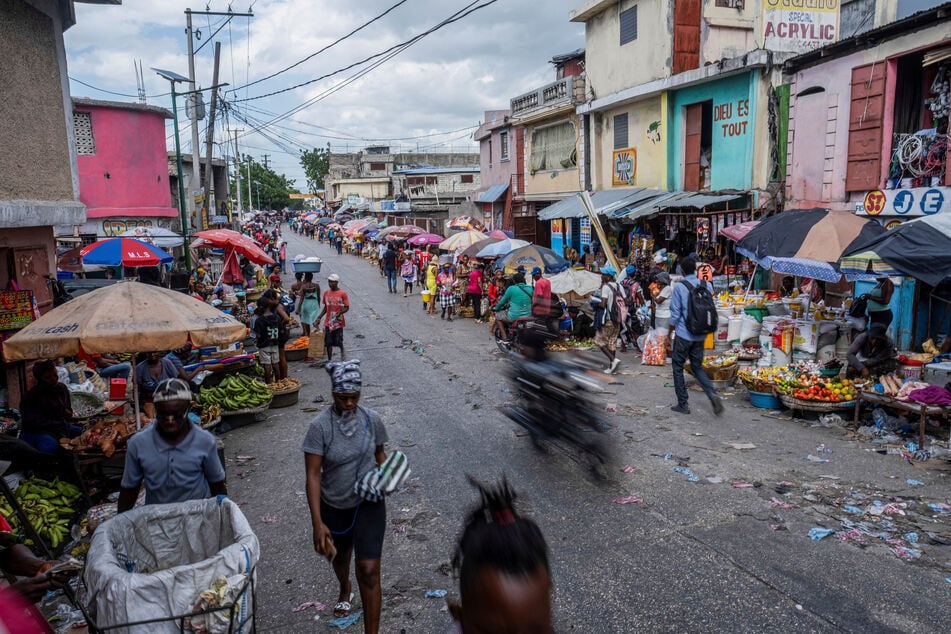 US sending disaster response team to Haiti amid calls for help