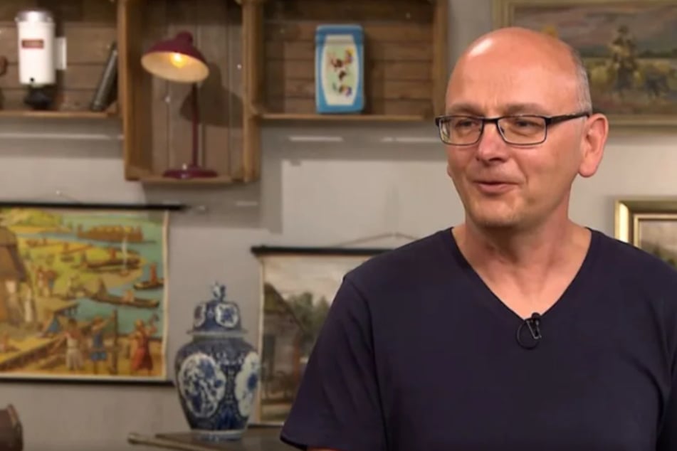 Flohmarkt-Fan Andreas Machner aus Tannheim hat einen 10-Euro-Fund mit zu "Bares für Rares" gebracht.