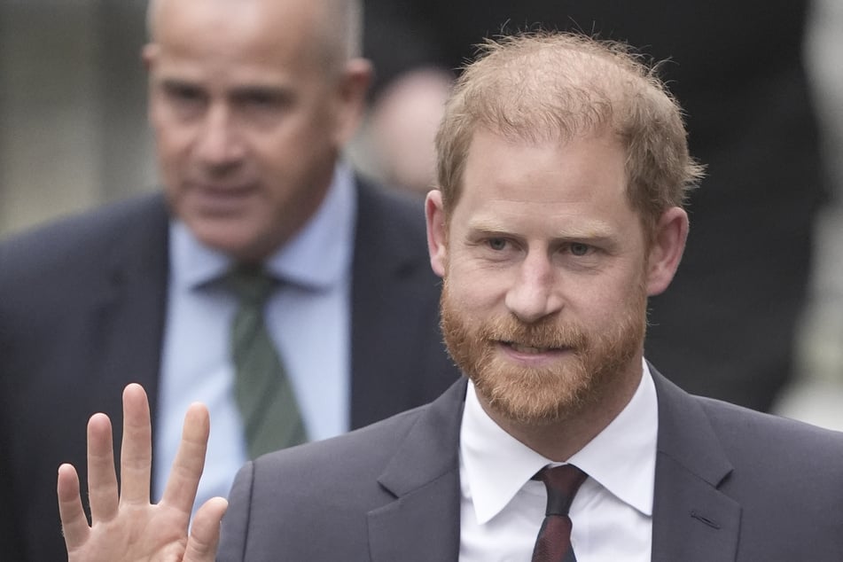 Kann Prinz Harry Anwaltskosten in Millionenhöhe überhaupt zahlen?