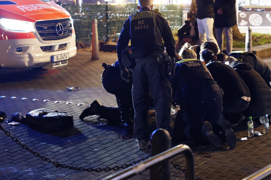 Die Schüsse fielen vor einem Einkaufszentrum in Berlin-Lichtenberg.