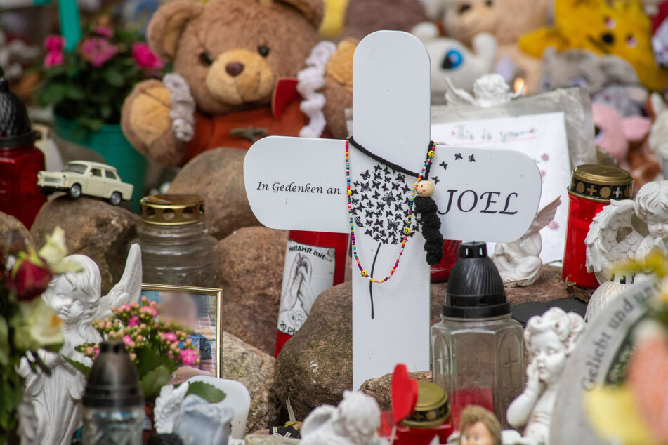 Ein 14-Jähriger aus Pragsdorf soll den kleinen Joel getötet haben.