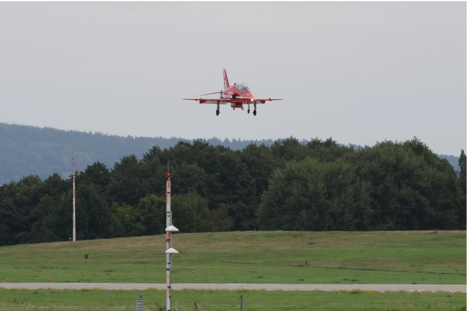 Ein Hawk T1 im Landeanflug.