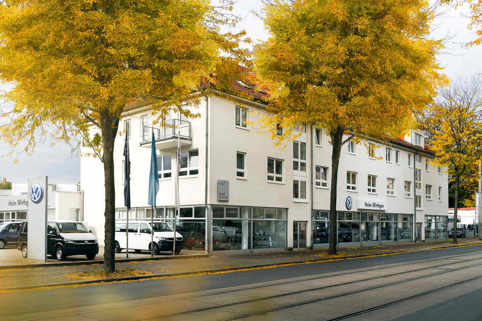 Auto-Holding Dresden | Fotograf: Marius Lange