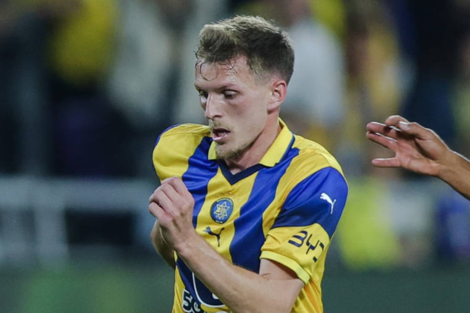 Der vom HSV an Maccabi Tel Aviv ausgeliehene Emir Sahiti (27) hat mit dem israelischen Klub den heimischen Pokal gewonnen.