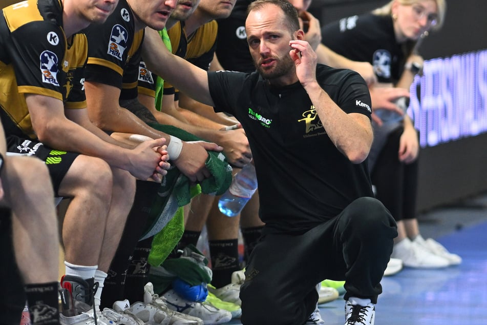 HCE-Coach André Haber (39) findet aktuell die richtigen Worte zu seinem Team.