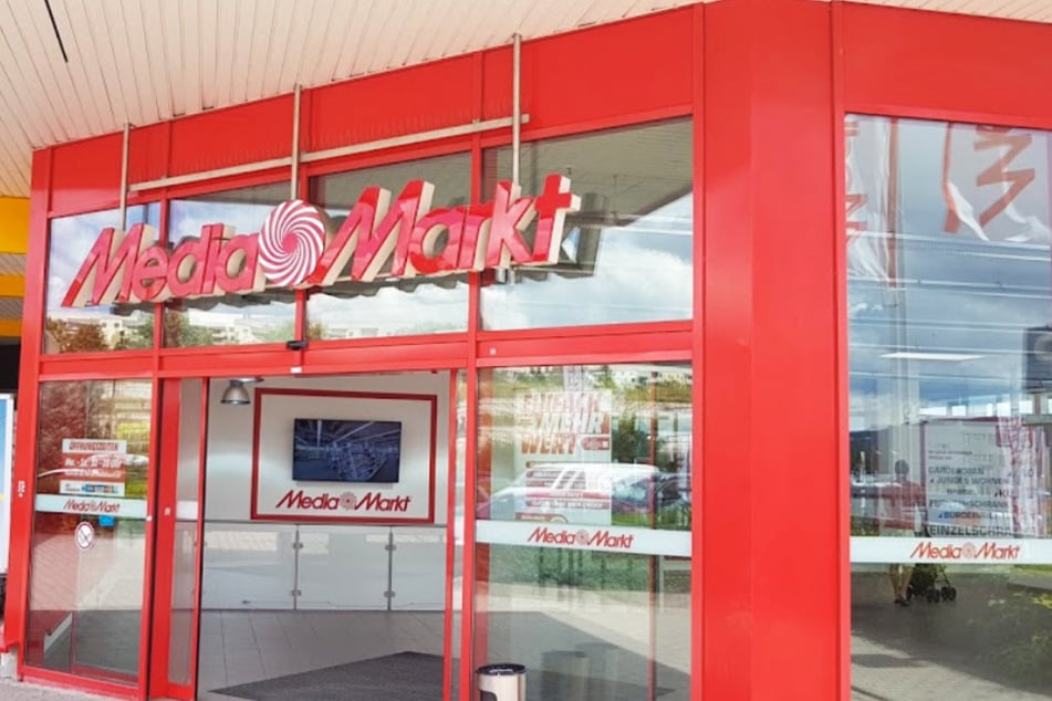 MediaMarkt Jena auf der Stadtrodaer Straße 105, direkt an der A4.