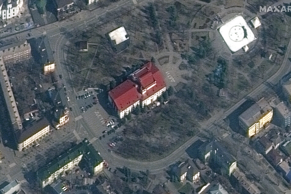 Das Schauspielhaus von Mariupol vor dem Bombenangriff der russischen Streitkräfte.
