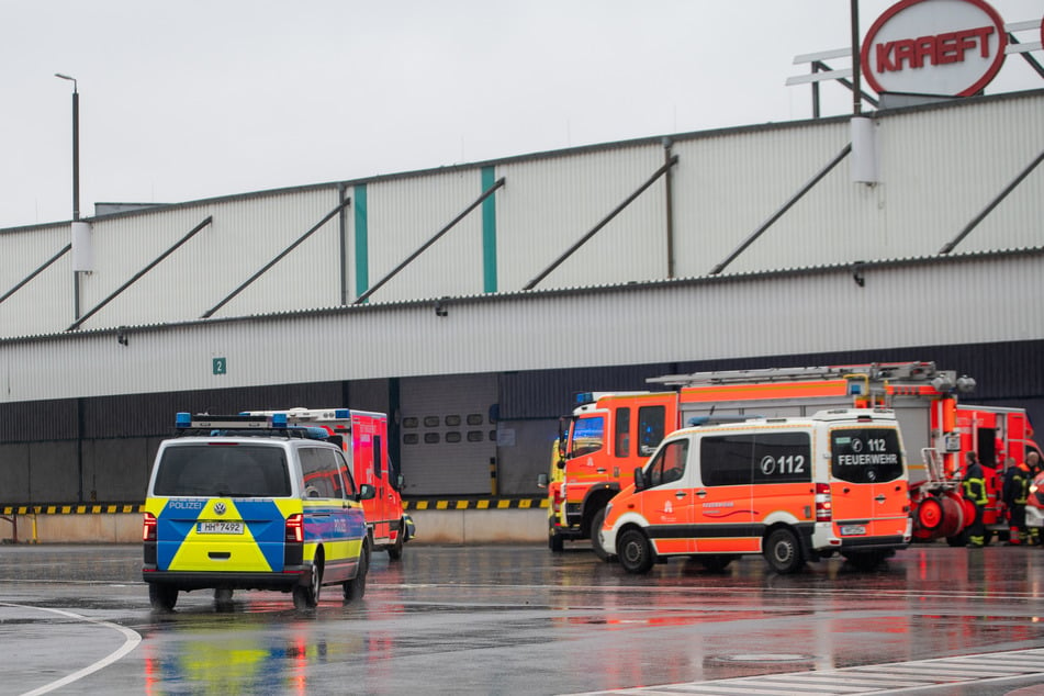 Monteur nach Arbeitsunfall am Hamburger Hafen gestorben!