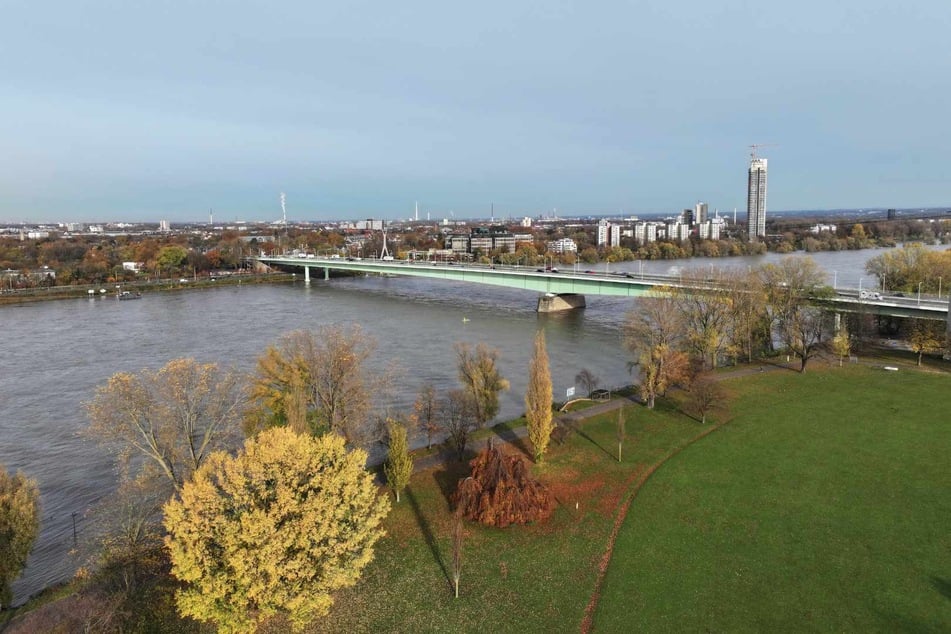 Die Kölner Zoobrücke soll für rund 25 Millionen Euro verstärkt werden. Die Bauarbeiten an den Auf- und Abfahrten sollen noch 2026 beginnen.