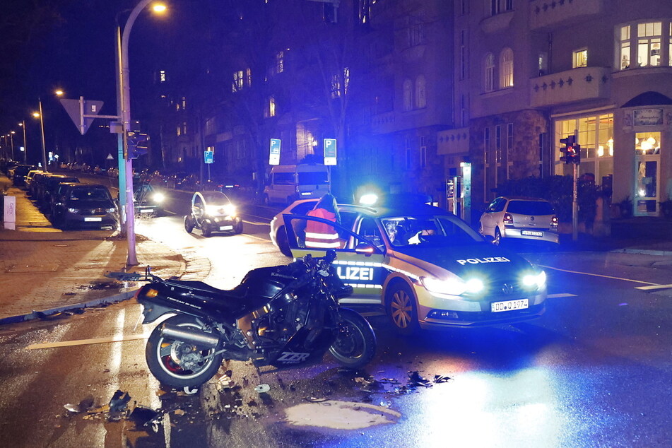 Unfall am Mittwochabend auf dem Kaßberg: Ein Motorrad stieß mit einem Auto zusammen.