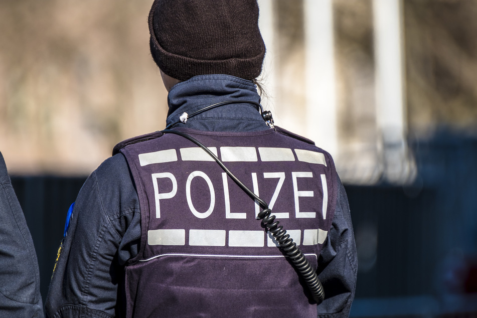 Fünf Fahndungen und Einreiseverbot: Polizei erwischt 70-Jährigen