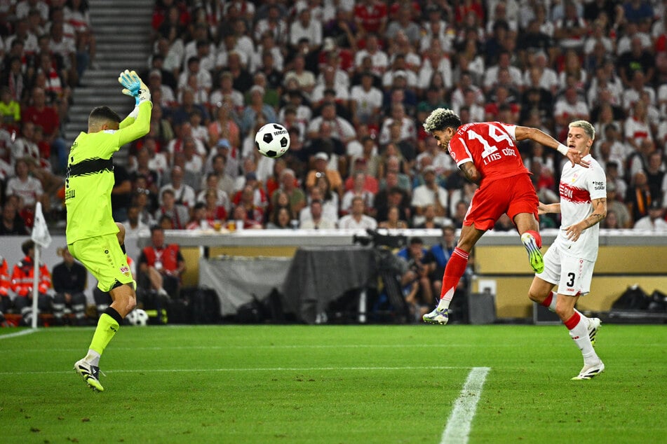 Luis Diaz köpfte wuchtig zum 2:0 für den FC Bayern ein.