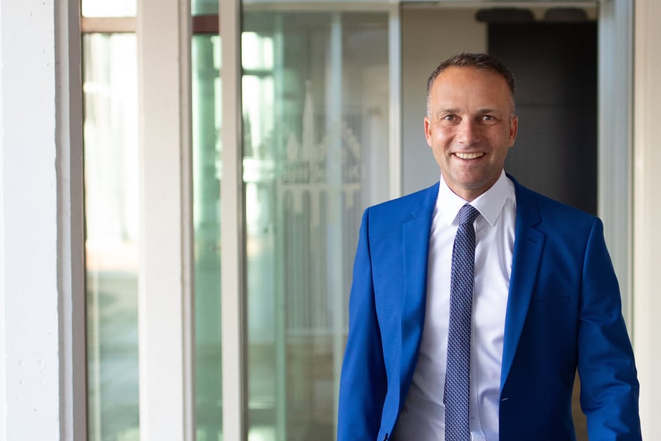 Nach Anfeindungen und Brandstiftung: Bürgermeister gibt Amt auf