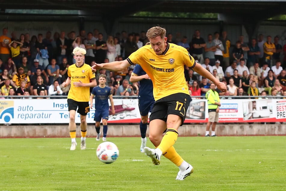 Dynamos Aljaz Casar (24) eröffnete den Torreigen.