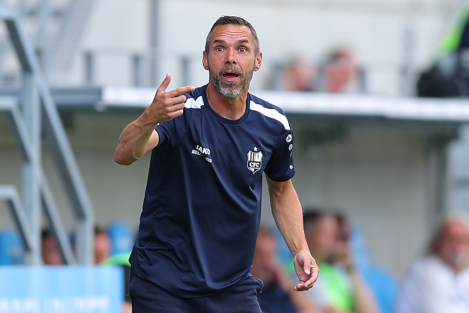 CFC-Trainer Christian Tiffert (42) hätte sich von seiner Mannschaft in der ersten Halbzeit im Spiel nach vorn mehr Mut gewünscht.