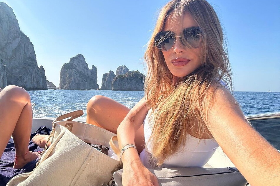 Frisch getrennt: Auch Sofia Vergara (51) verbringt die Sommerferien in Italien.