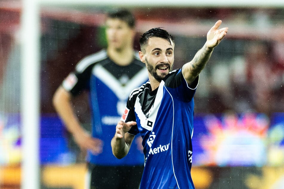 Noch ist unklar, wie es im Sommer mit Arsenal-Leihgabe Fabio Vieira (25) beim HSV weitergeht.