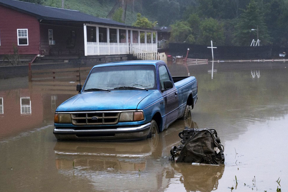 Innerhalb kürzester Zeit regnete es Unmengen in Kentucky. Mindestens 25 Personen sind dabei gestorben.