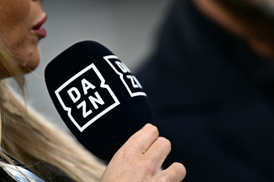 Zehn Euro kostete das Monatsabo von DAZN zum Start einst, mittlerweile ist der Streamingdienst deutlich teurer geworden.