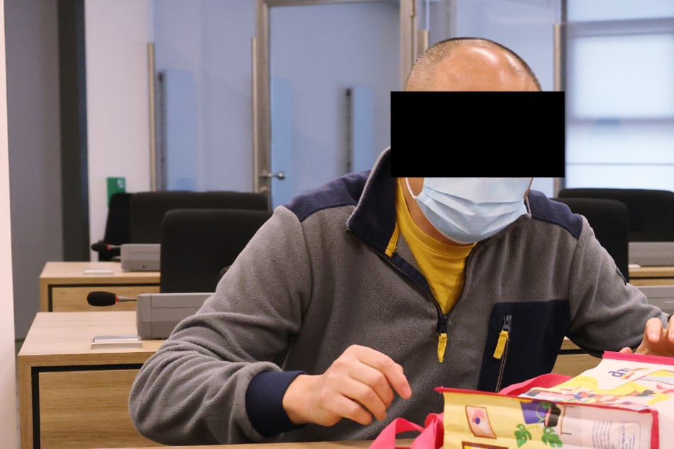 Er wollte nach eigener Ausgabe Karriere in der Wirtschaft machen - und wurde wohl zum China-Spitzel: Das Urteil gegen Jian G. (44) fällt kommende Woche.